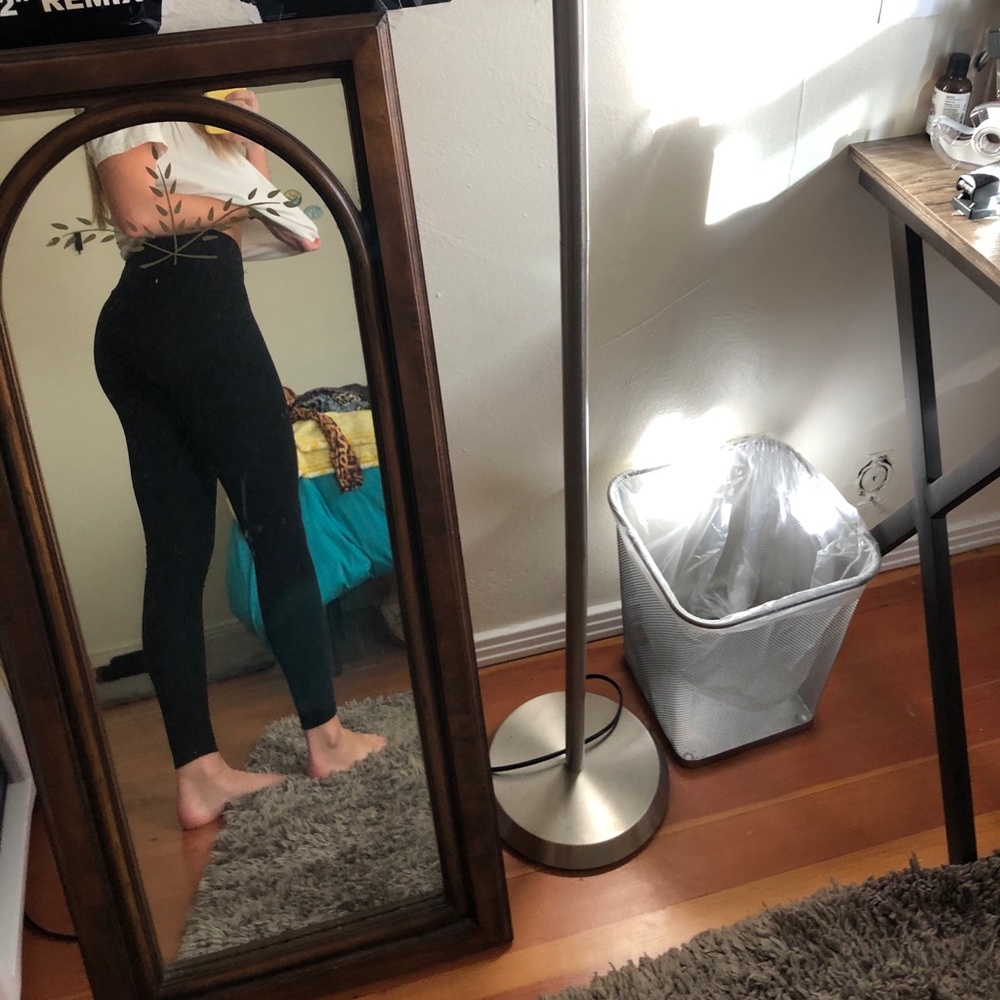 Beyond Yoga Size XS Black Spacedye Leggings